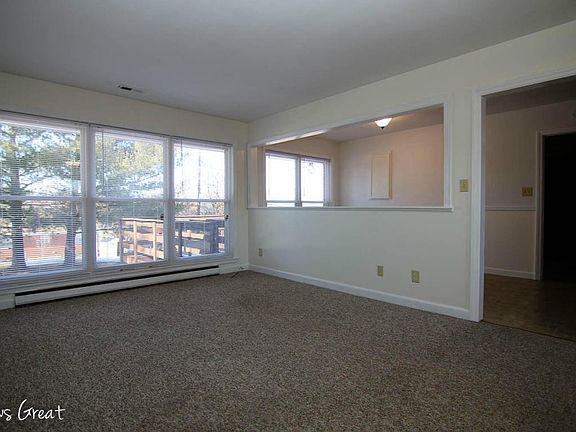 2nd image of 821 Anchor Dr