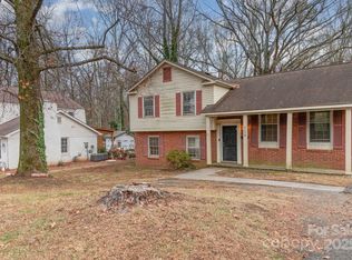 7126 Covecreek Dr, Charlotte, NC 28215