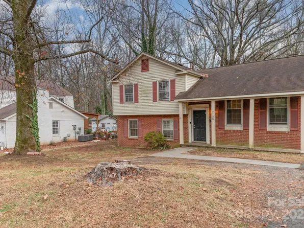 7126 Covecreek Dr, Charlotte, NC 28215