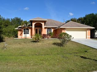 129 SW Sea Lion Rd, Port Saint Lucie, FL 34953