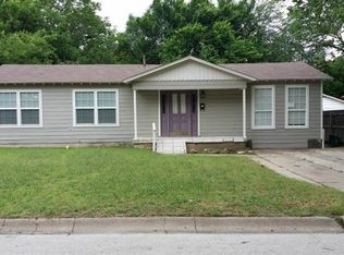 3217 Sunday St, Haltom City, TX 76117