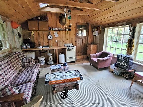 4th image of 156 Butterfield Rd