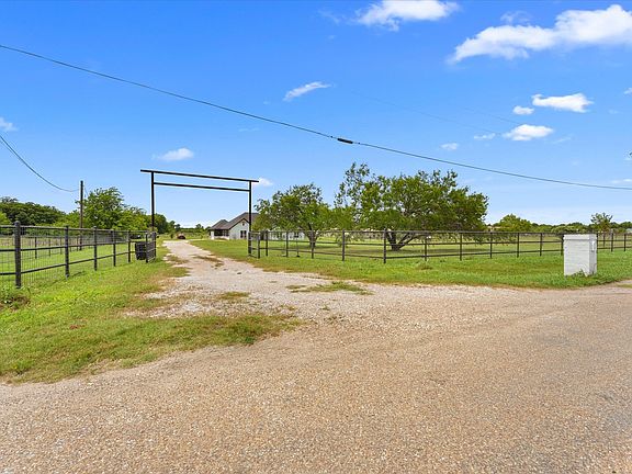 2nd image of 2742 Sundown Dr