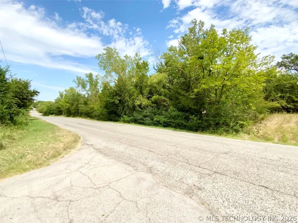 Park St SE, Ardmore, OK 73401