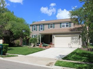 2988 Granada Hills Dr, Columbus, OH 43231