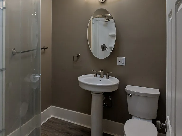 221 E Main St #6 — Photo 5