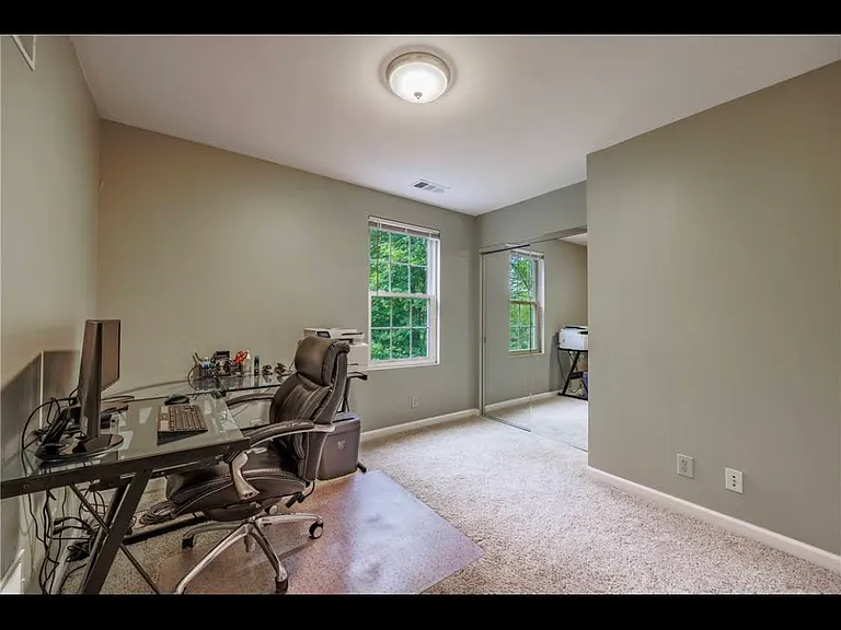4830 Josephine Dr — Photo 2