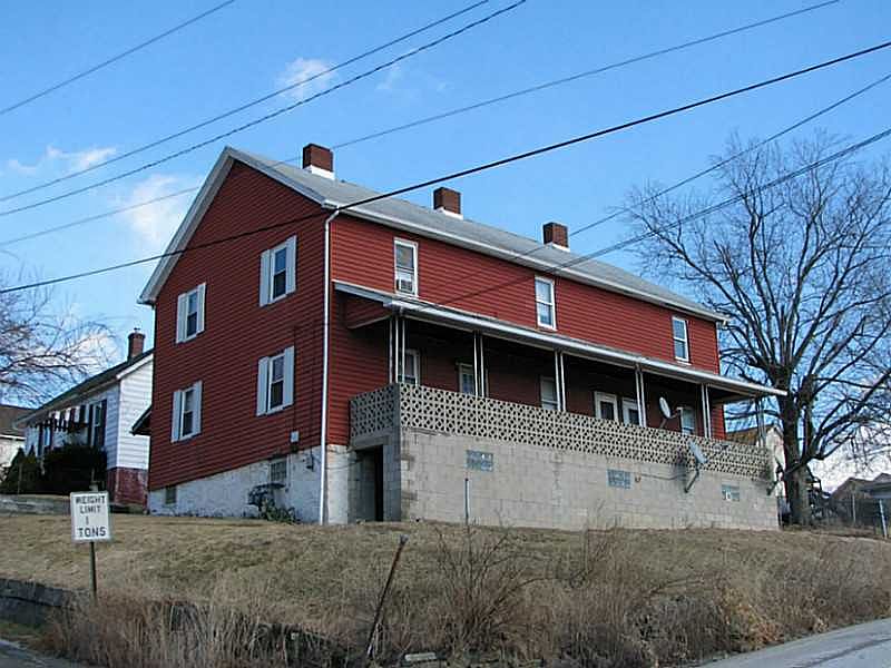 2nd image of 2529 Radebaugh Rd