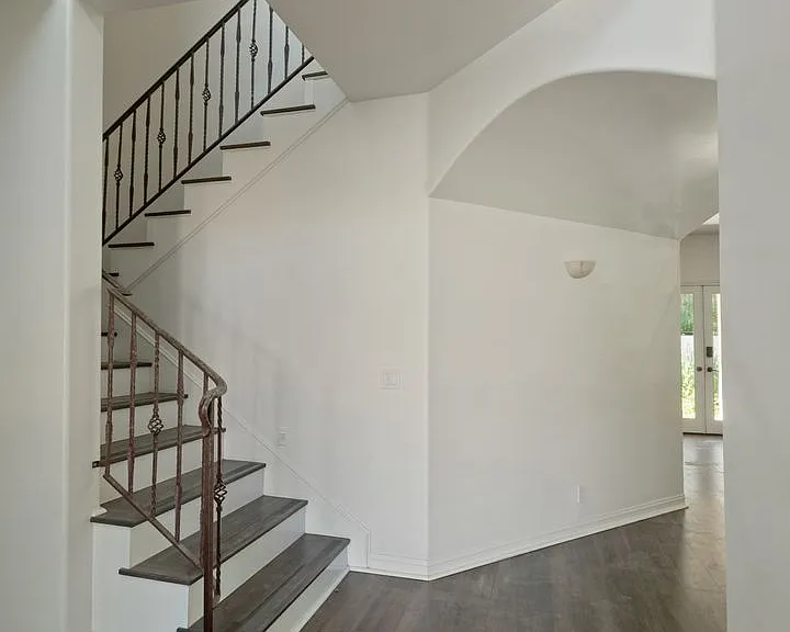 22100 Tiara St — Photo 39
