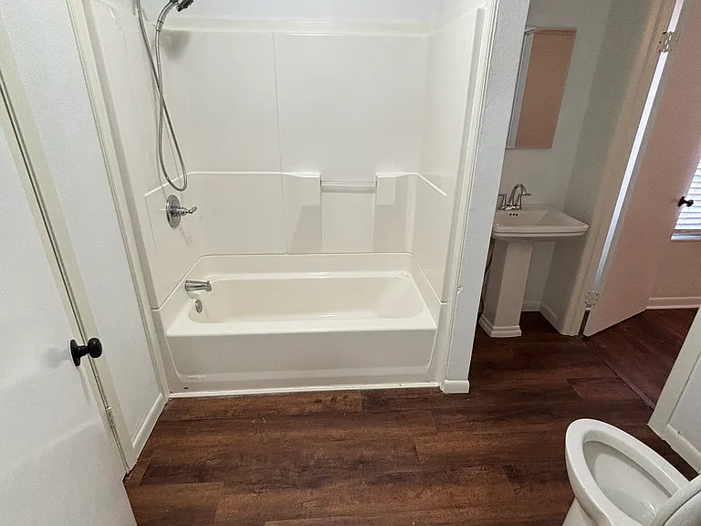 1731 County Road 3701 — Photo 15