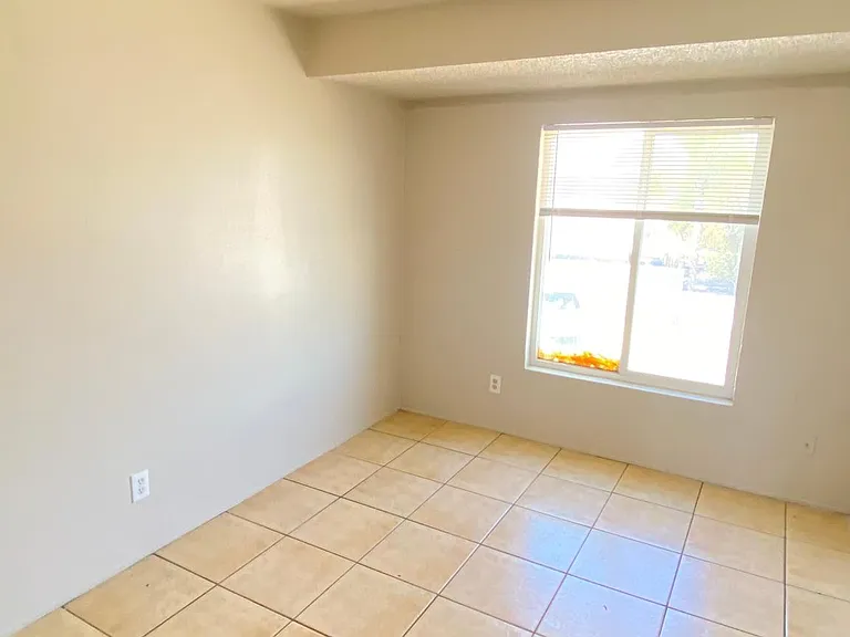 131 Glenwood St #3 — Photo 4