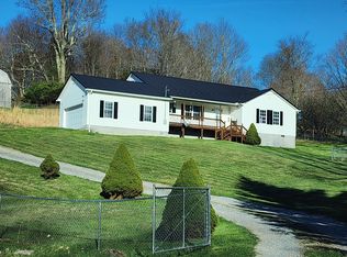 68 Hurd Rd, Nettie, WV 26681