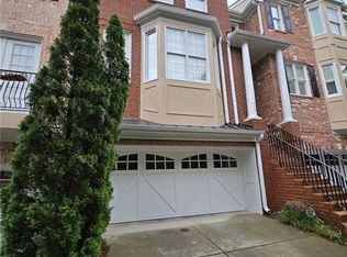 1042 Emory Parc Pl, Decatur, GA 30033