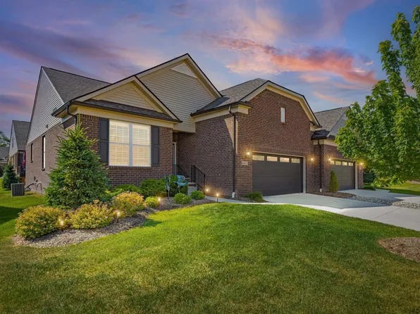40625 Tulip Trce, Clinton Township, MI 48036
