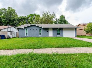 5213 Longhorn Trl, Garland, TX 75043