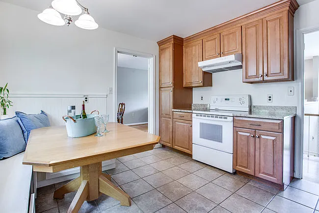 903 Carole Ct SE — Photo 8