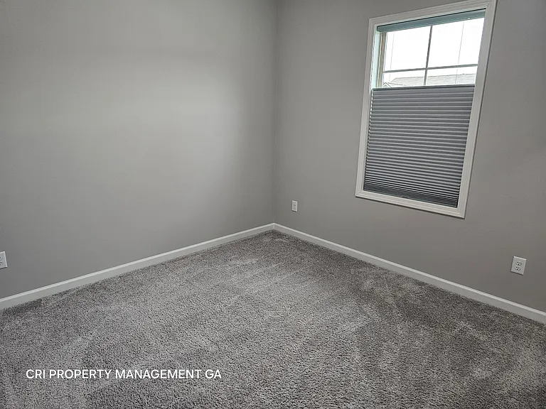 352 Newshaw Dr — Photo 46