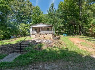 221 Marlar Bertha Cir, Salem, SC 29676