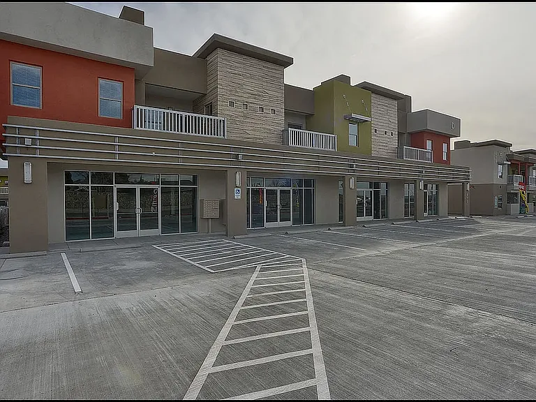 Moderno Village Apartments and Town Homes — Photo 63