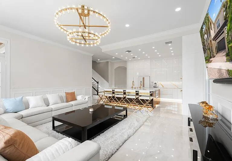 112 Tulip Tree Ct — Photo 5