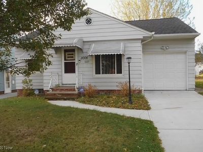11006 McCracken Rd, Garfield Heights, OH, 44125