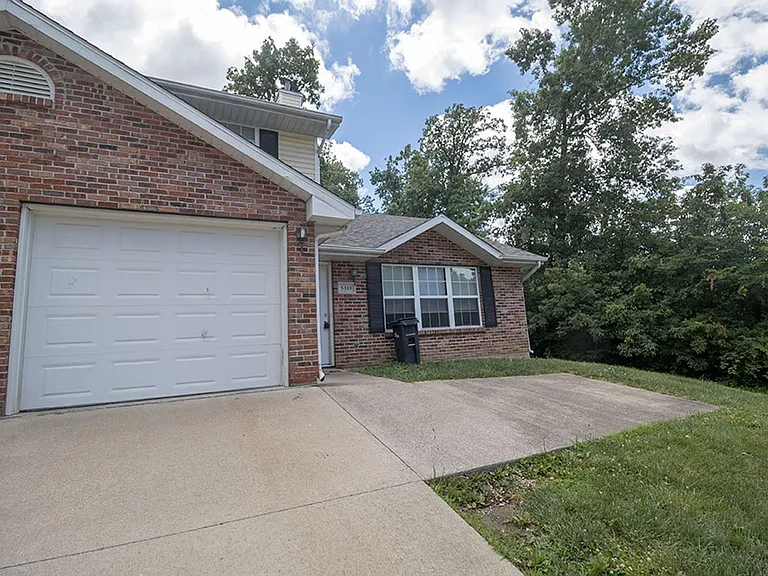 5319 Godas Cir — Photo 27