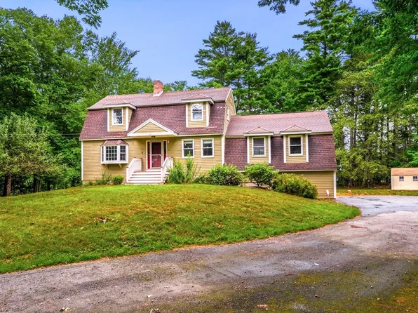 68 Baker Rd, Salisbury, MA 01952
