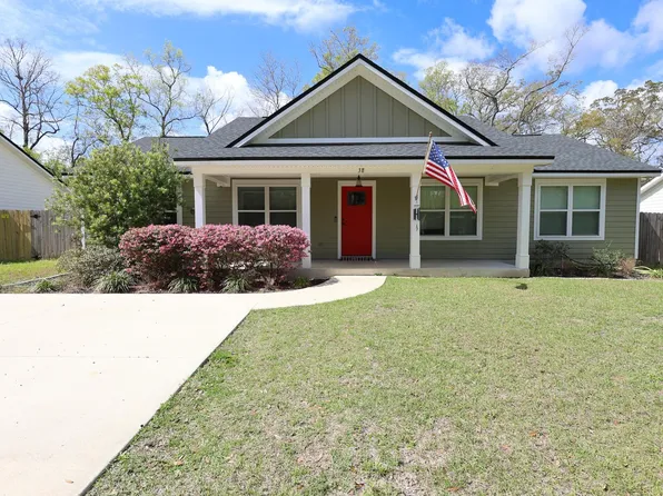 38 Lee St, Crawfordville, FL 32327