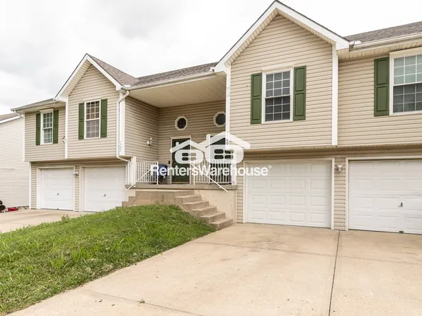 1500 Galway Ct, Liberty, MO 64068