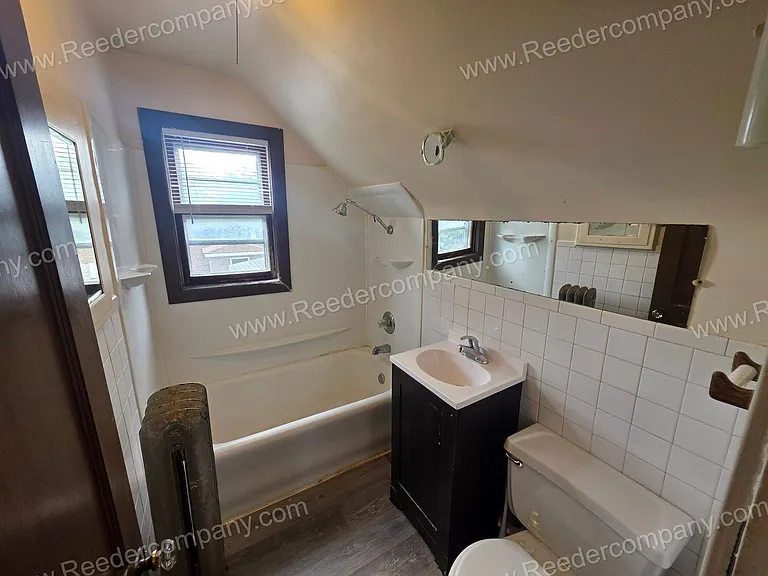 625 Roosevelt Drive — Photo 6