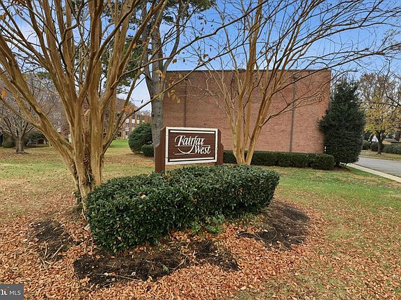 3rd image of 10721 West Dr APT 302