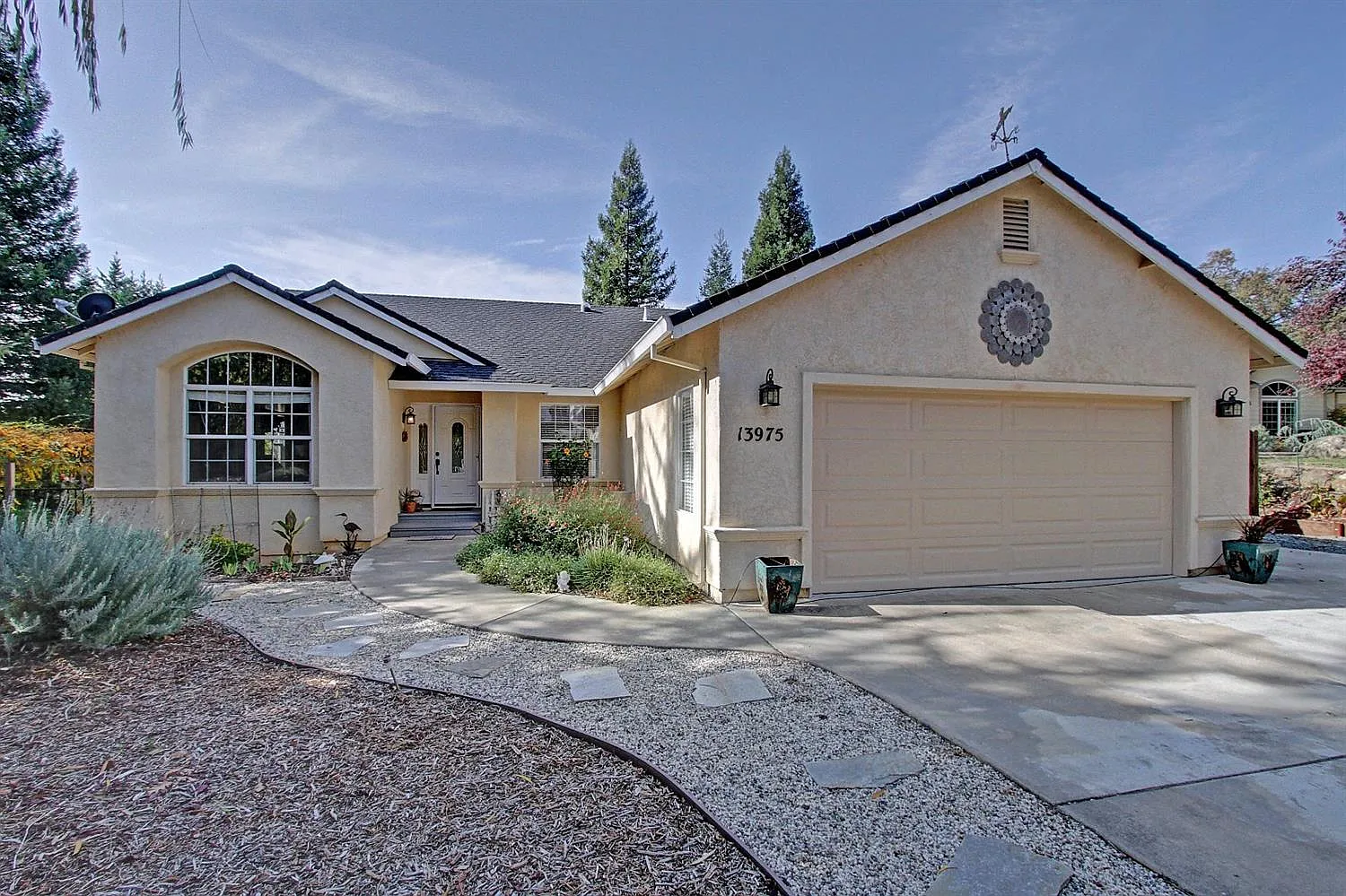 13975 Gold Country Dr photo 1