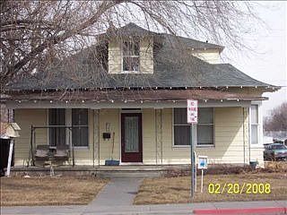 2nd image of 461 2nd Ave E