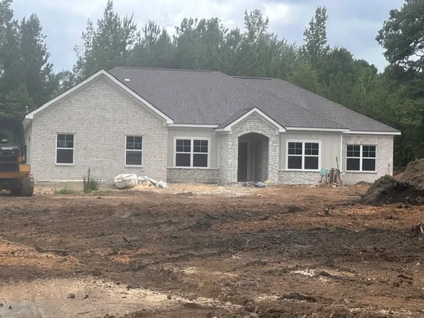 986 Lee Road 126, Opelika, AL 36804