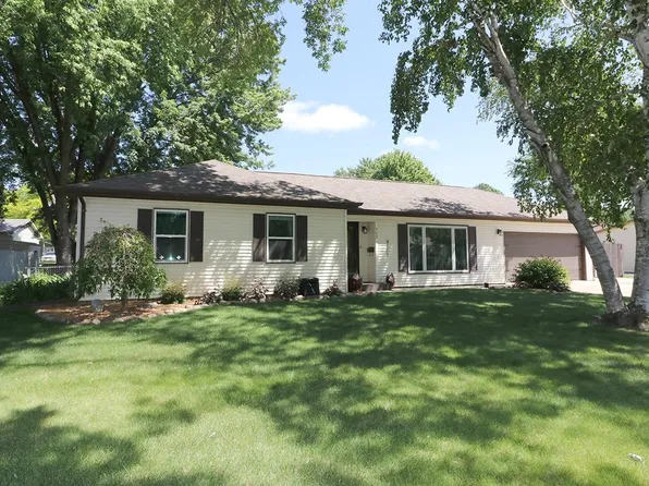 713 Elmwood Dr, Spencer, IA 51301