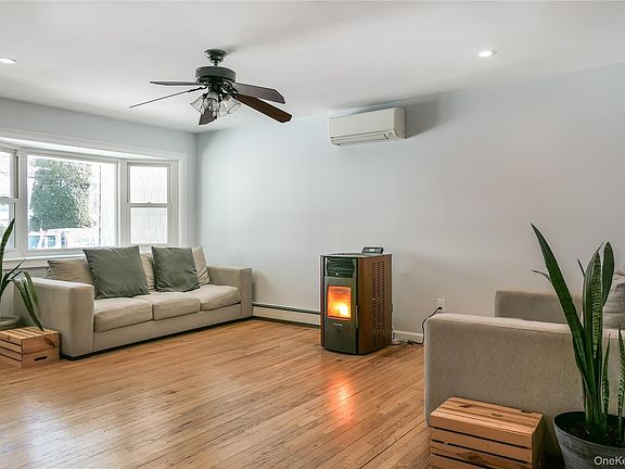 3rd image of 84 Bieselin Road