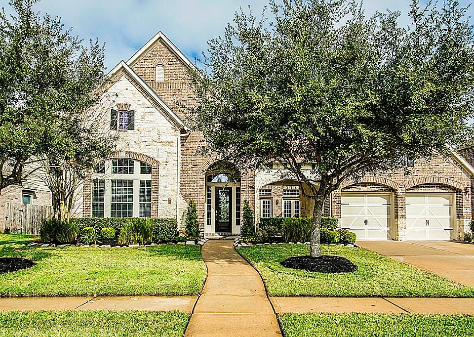 1st image of 2433 Mountain Falls Ct