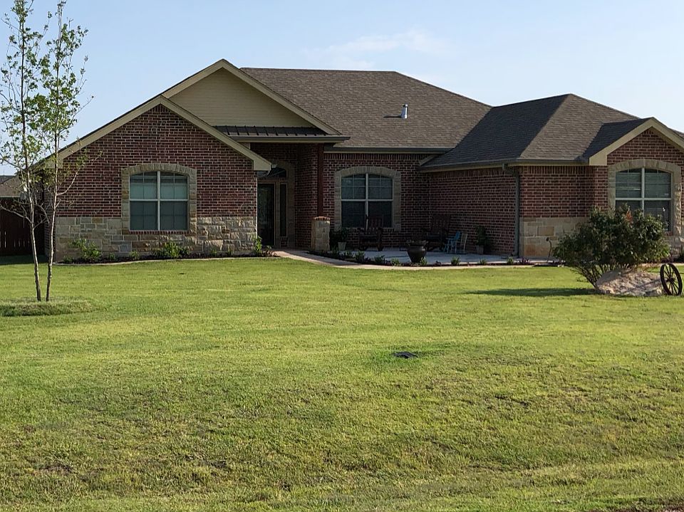 1st image of 110 Peach Blossom Dr