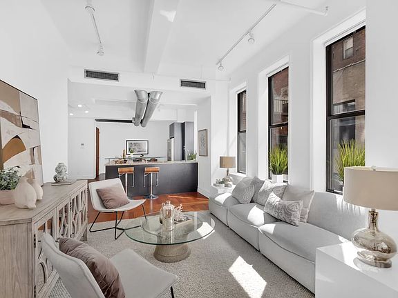 2nd image of 43-45 E 30th St #4C