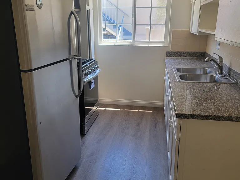 3725 Midvale Ave #2 — Photo 3
