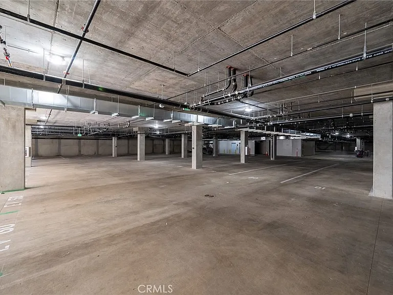 130 N New Ave #6 — Photo 8