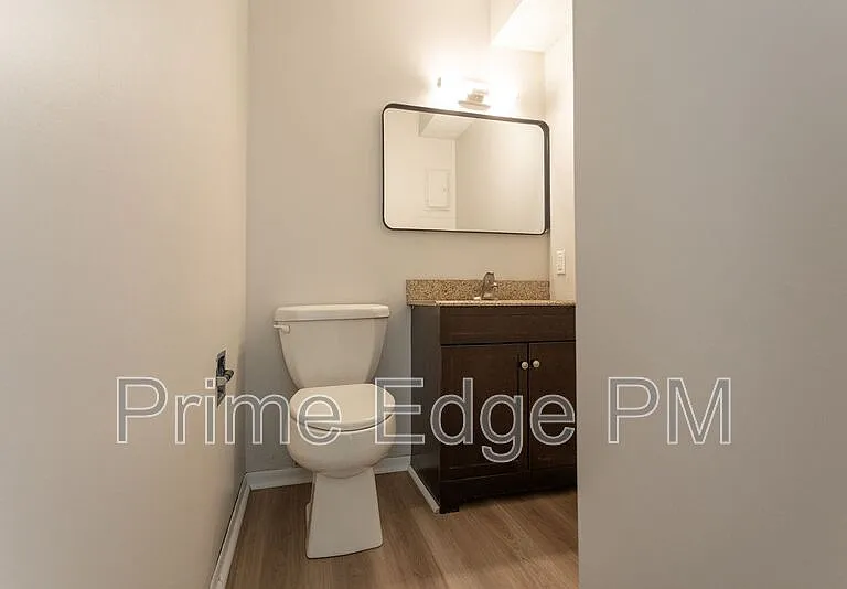 6235 Holdrege St #A3-apt A3 — Photo 12