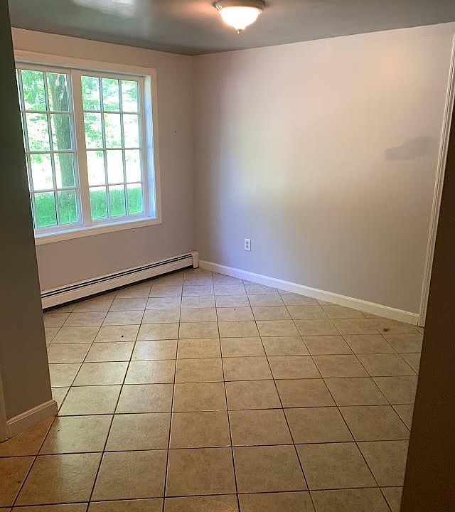 96 Bayview Ave Berkley, MA, 02779 Apartments for Rent Zillow
