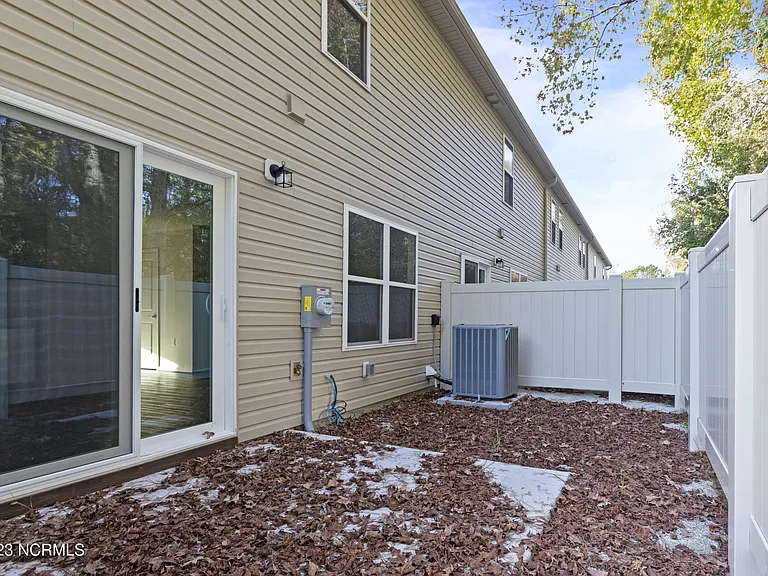 473 Sullivan Loop Rd — Photo 24