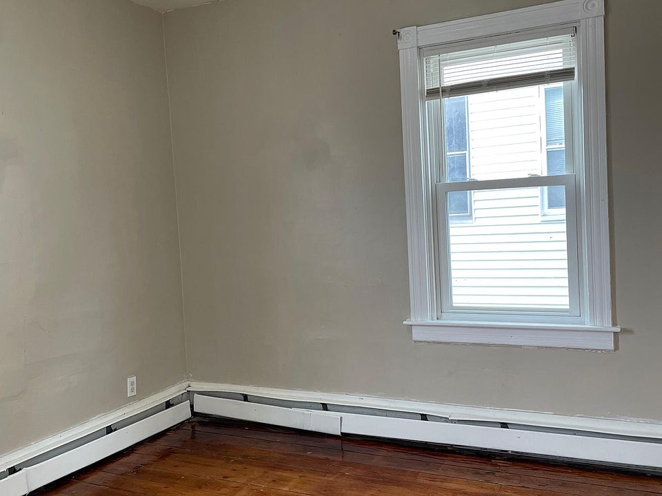 Bedroom #1