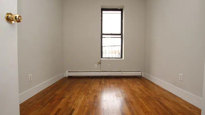 Rented by Nooklyn NYC LLC | media 25