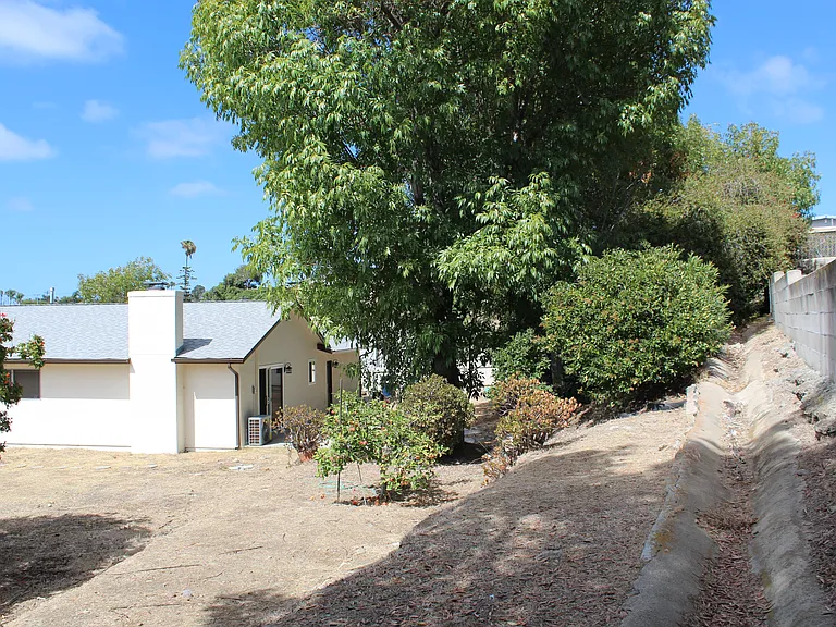 1135 Myra Ave — Photo 33