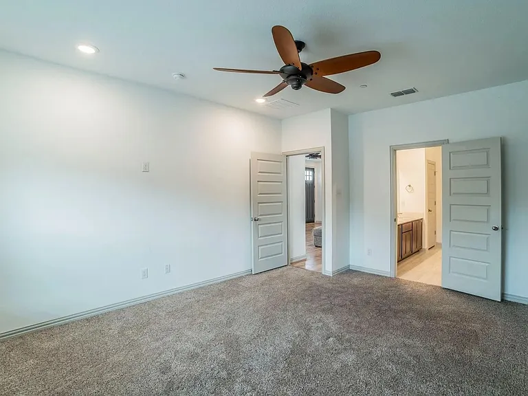 1278 Lamar Dr — Photo 9