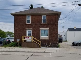 1417 15th St, Two Rivers, WI 54241