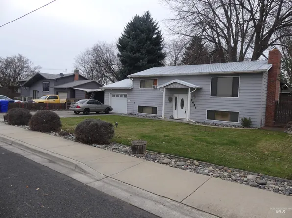 3427 18th St, Lewiston, ID 83501